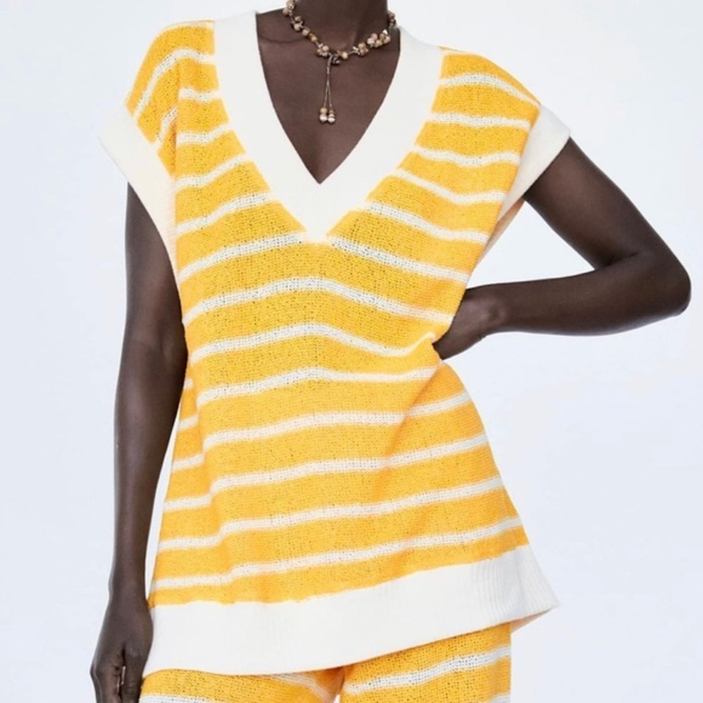 Zara Rustic Striped V-neckSleeveless Tunic Sweater Vest
Yellow